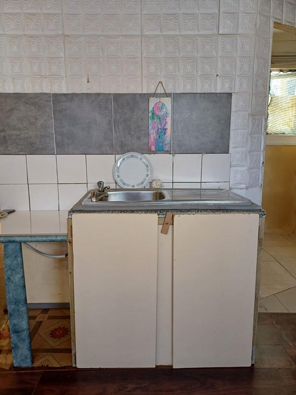 6 Bedroom Property for Sale in Mitchells Plain Central Western Cape